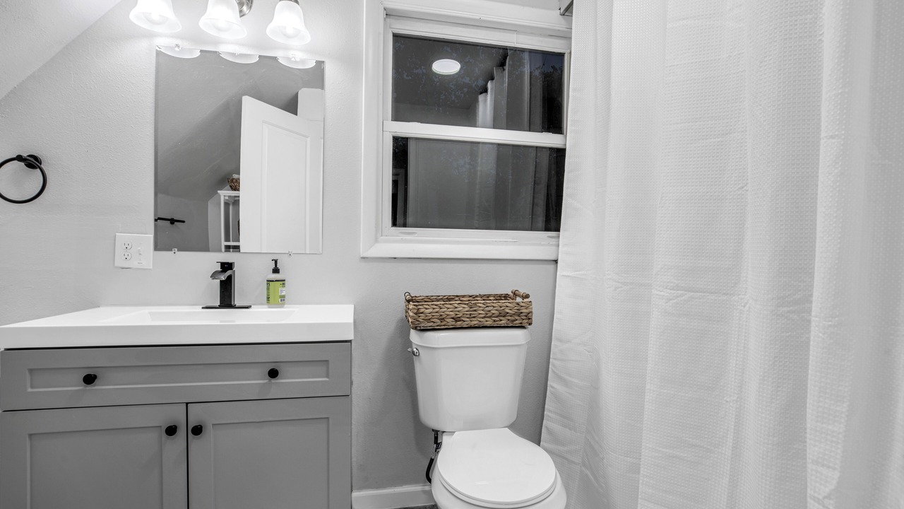 Photo of Bathroom in Bailey