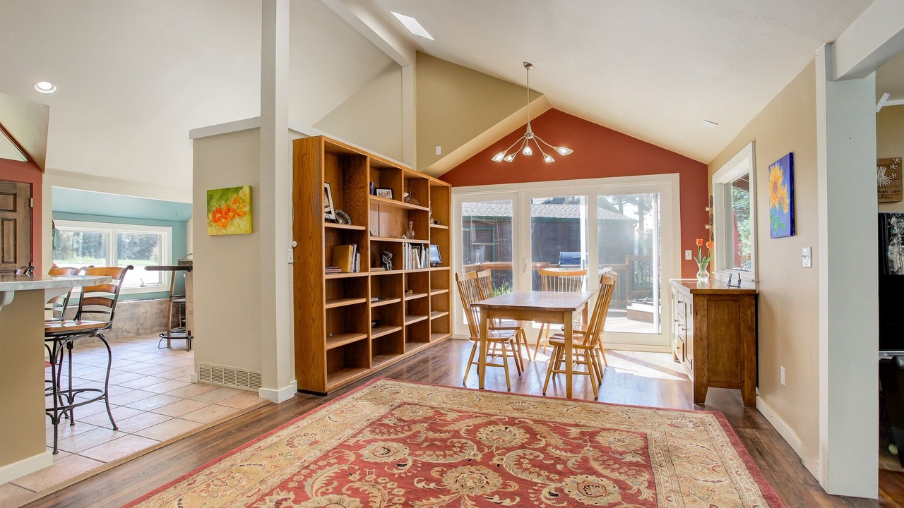 Photo of Livingroom in Golden