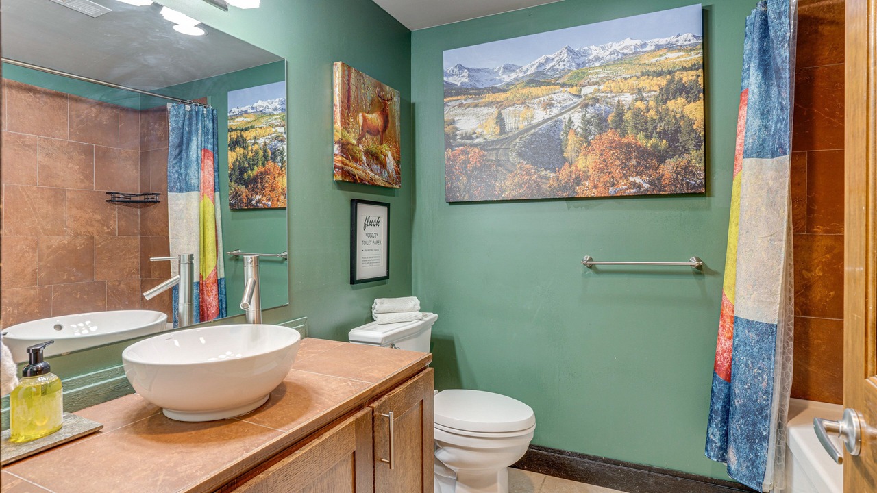 Photo of Bathroom in Quandary Village