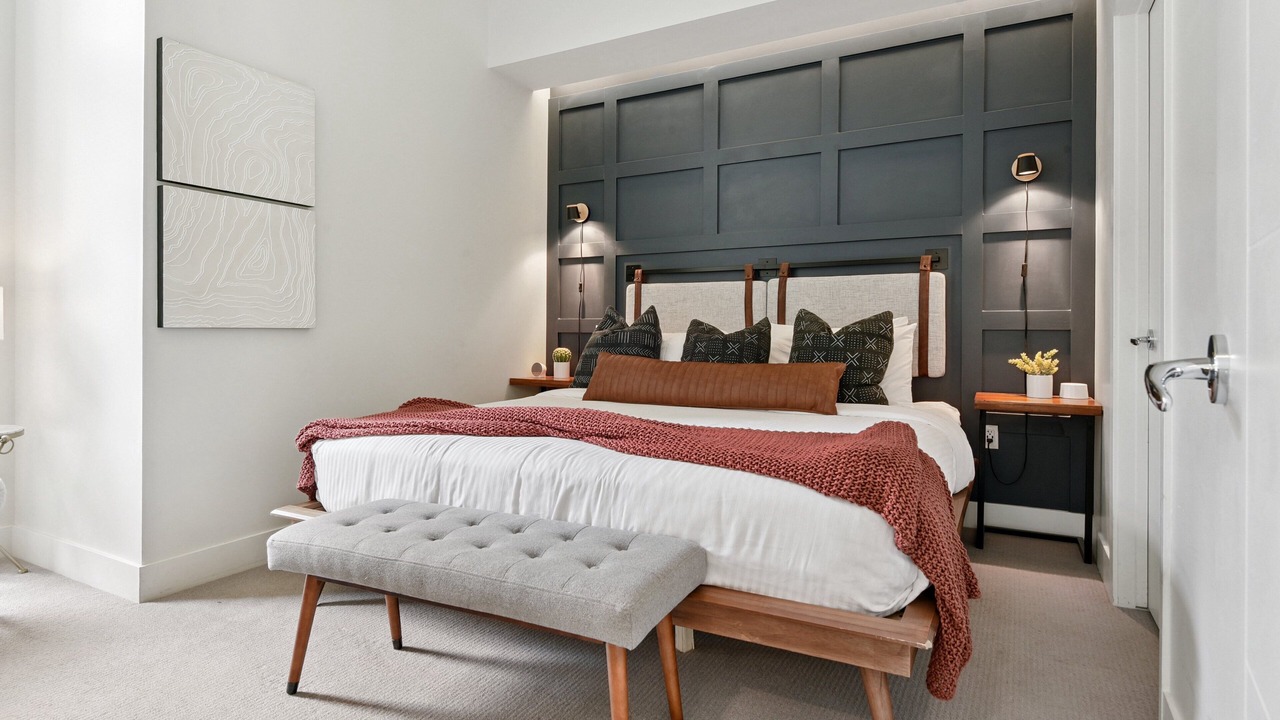 Photo of Bedroom in Jefferson Park