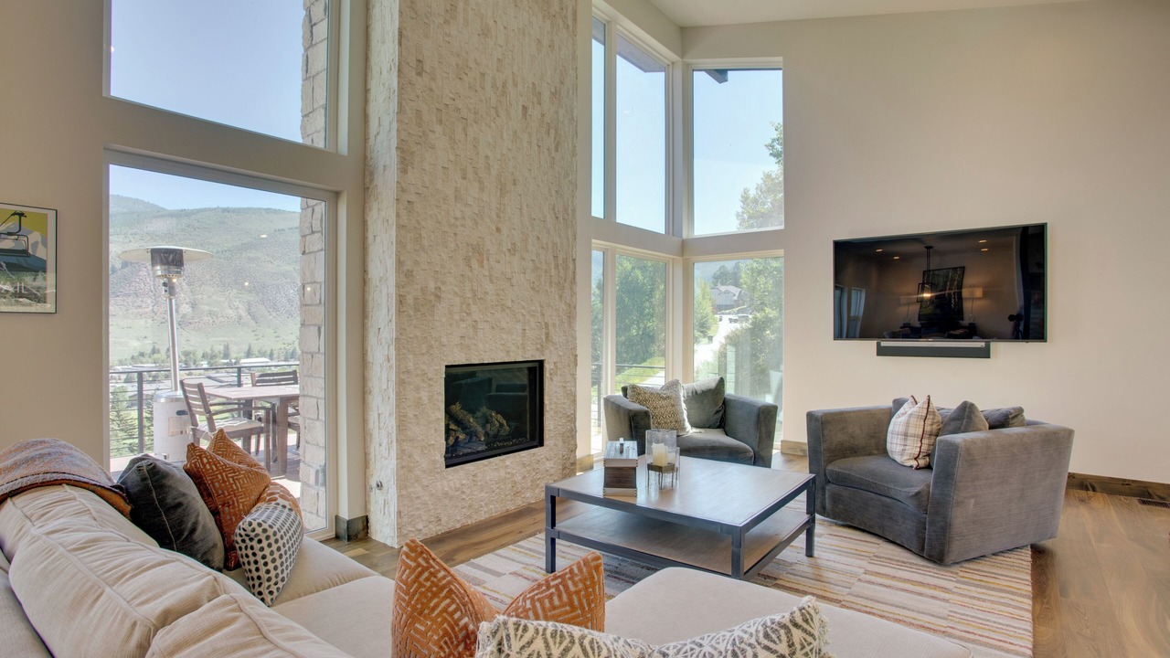 Photo of Livingroom in Eagle-Vail