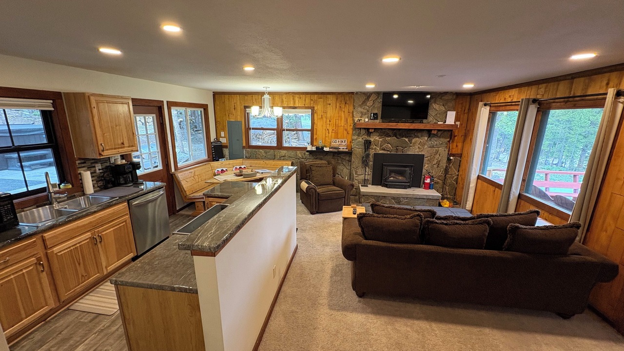 Photo of Livingroom in Saint Mary's