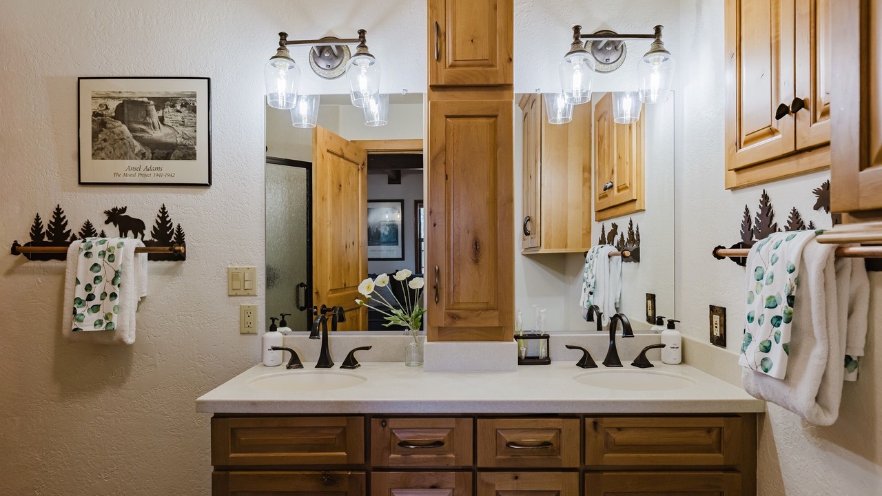 Photo of Bathroom in Twin Creek Village