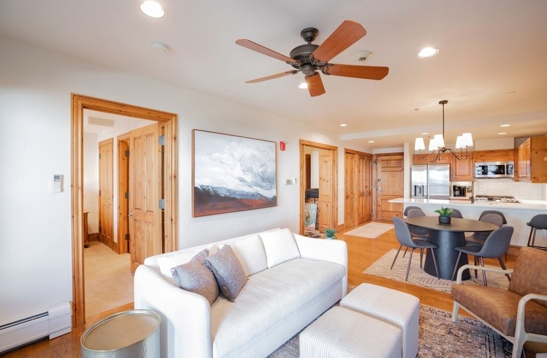 Photo of Livingroom in Beaver Creek