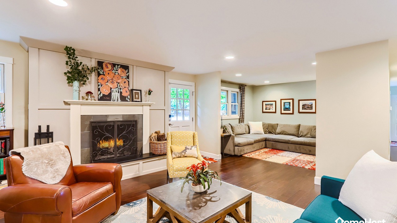 Photo of Livingroom in Old North Boulder