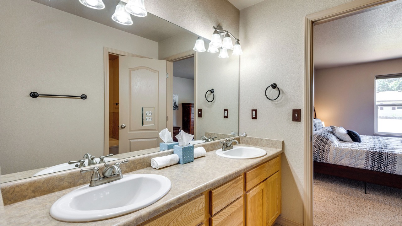Photo of Bathroom in Village Seven