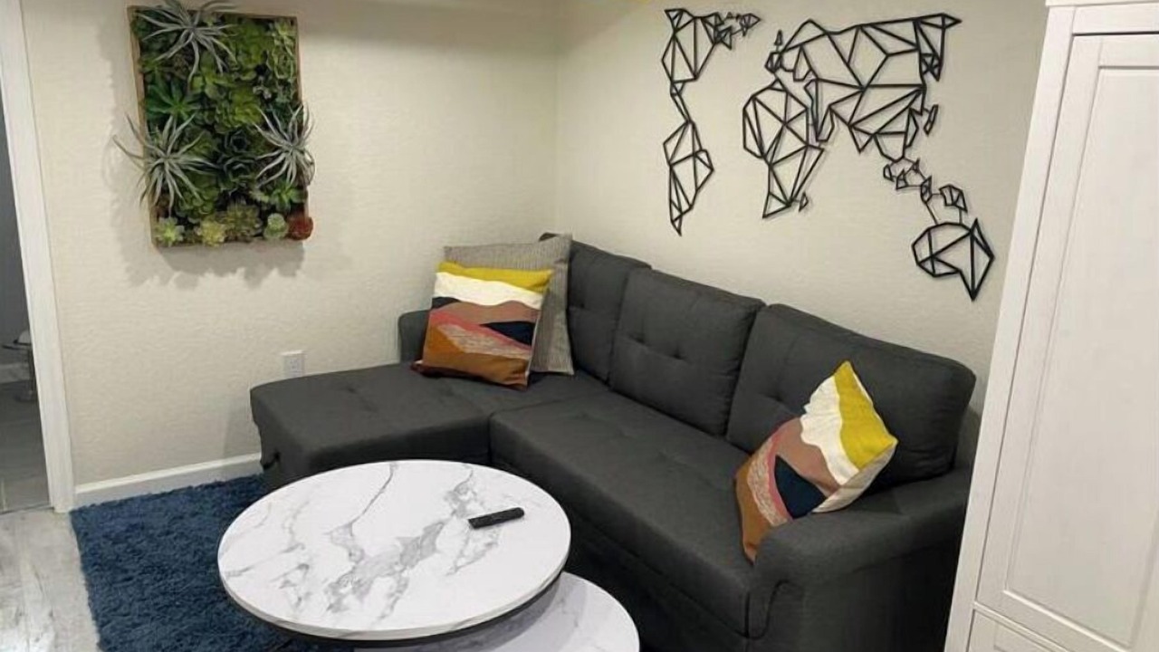 Photo of Livingroom in Curtis Park