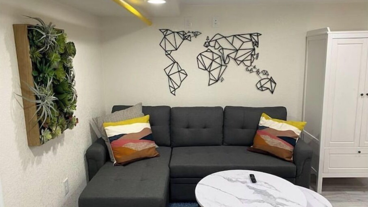 Photo of Livingroom in Curtis Park