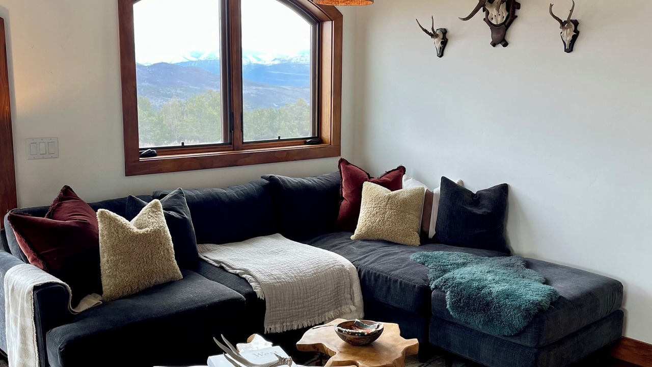 Photo of Livingroom in Carbondale