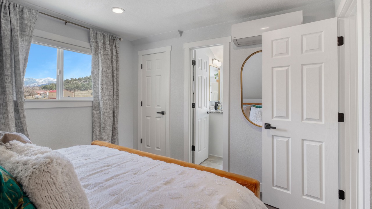 Photo of Bedroom in Salida