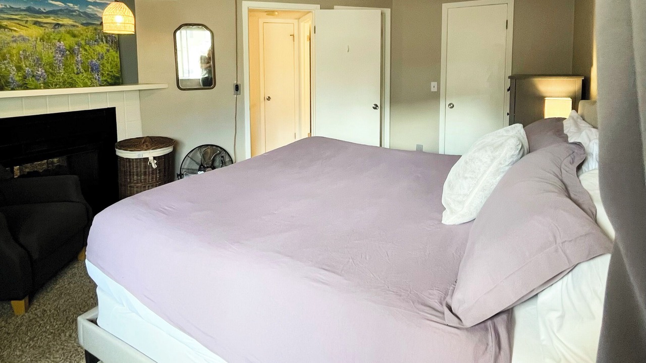 Photo of Bedroom in Foothills
