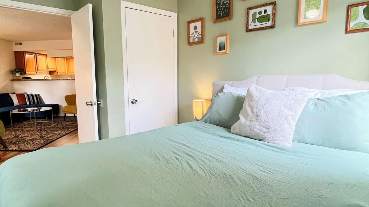Photo of Bedroom in Foothills