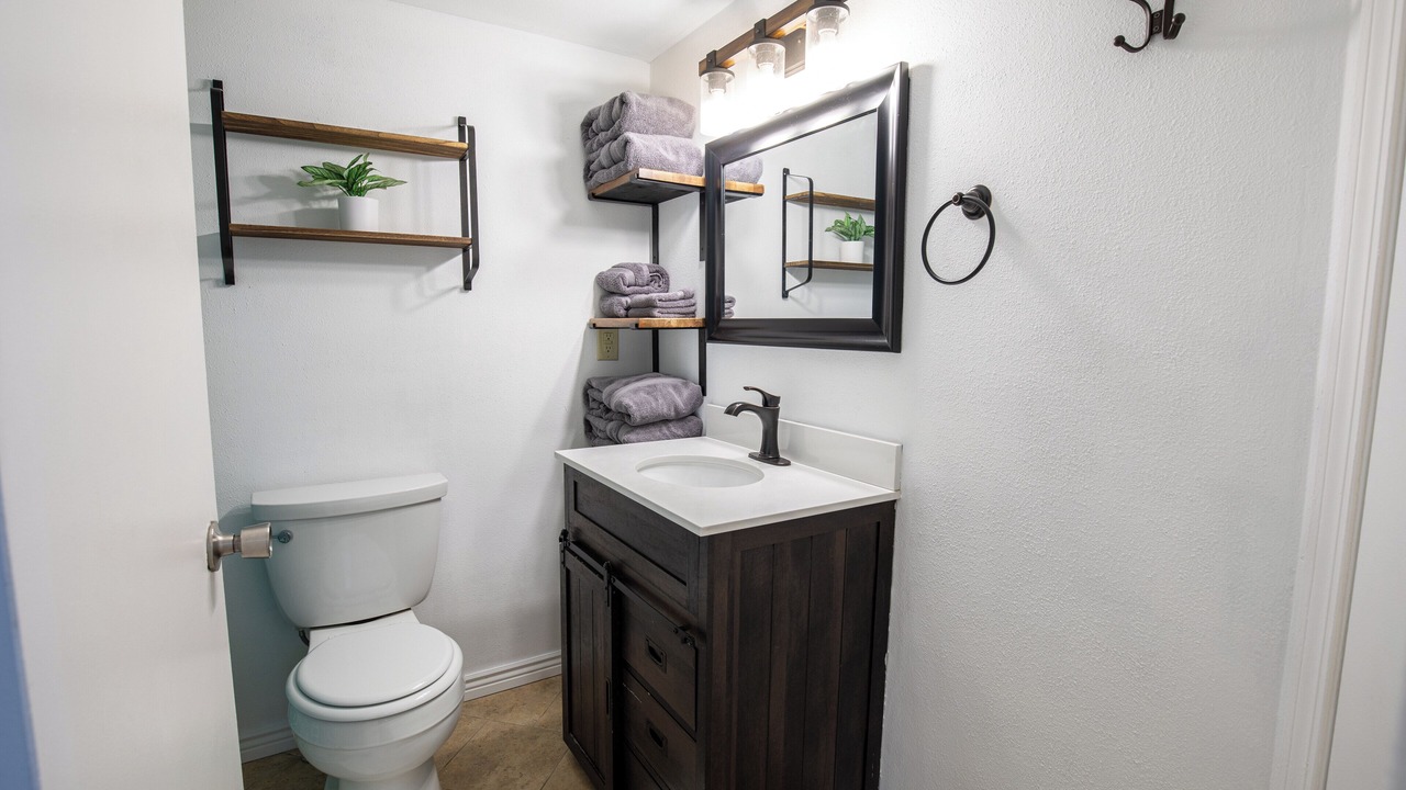 Photo of Bathroom in Foothills