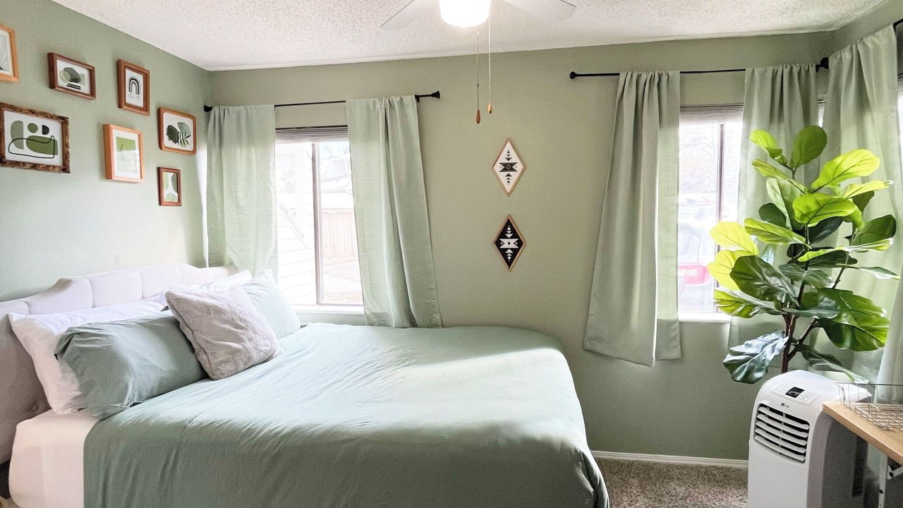 Photo of Bedroom in Foothills