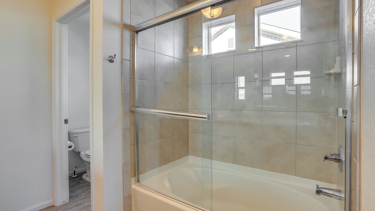 Photo of Bathroom in Gateway