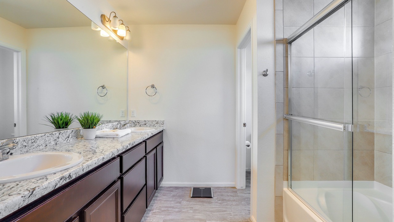 Photo of Bathroom in Gateway