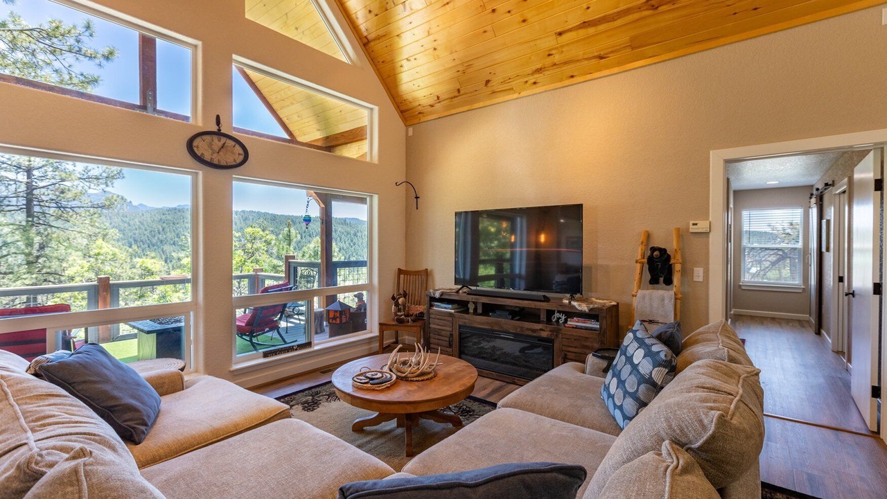 Photo of Livingroom in San Juan River Village