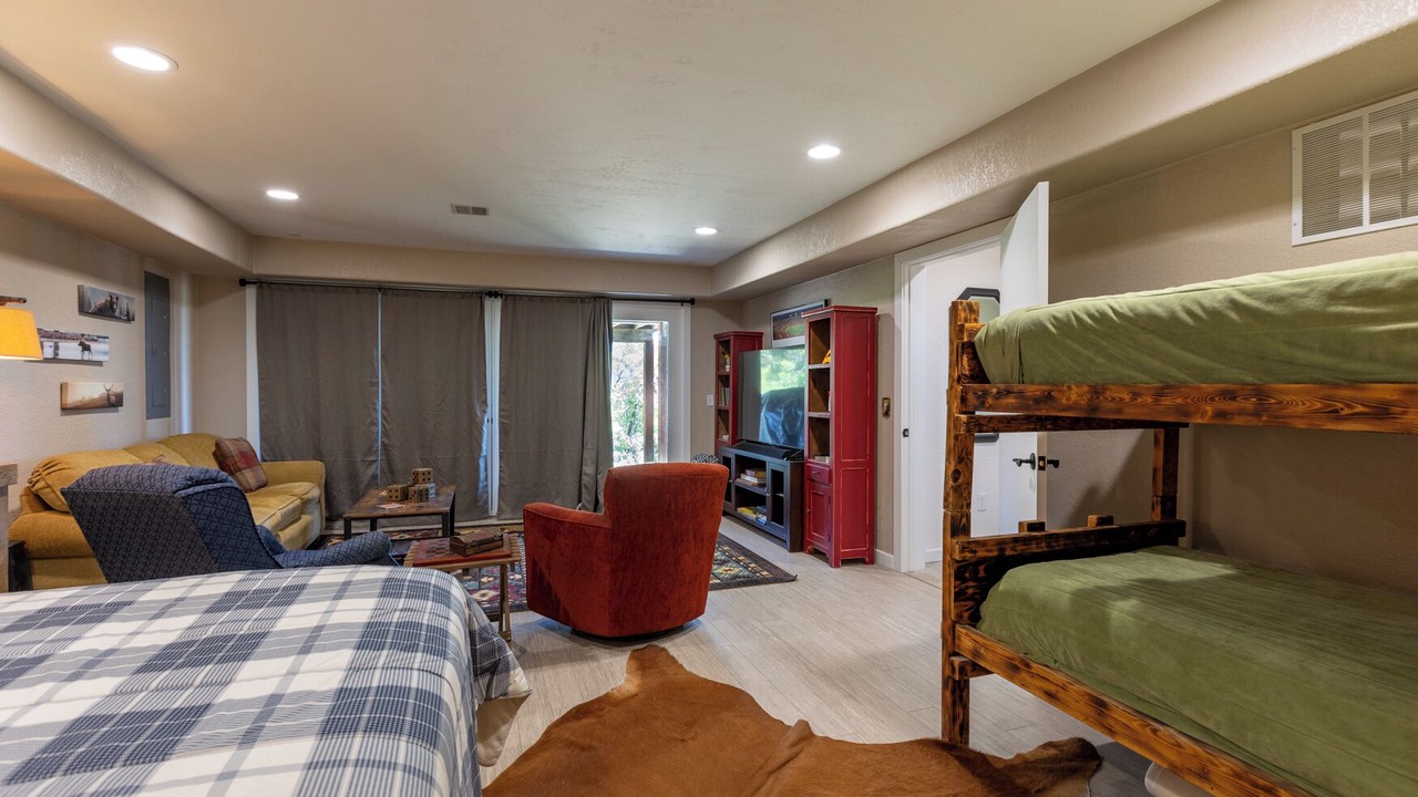 Photo of Bedroom in San Juan River Village