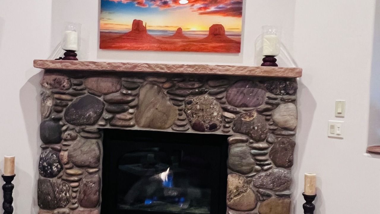 Photo of Livingroom in Dalton Ranch