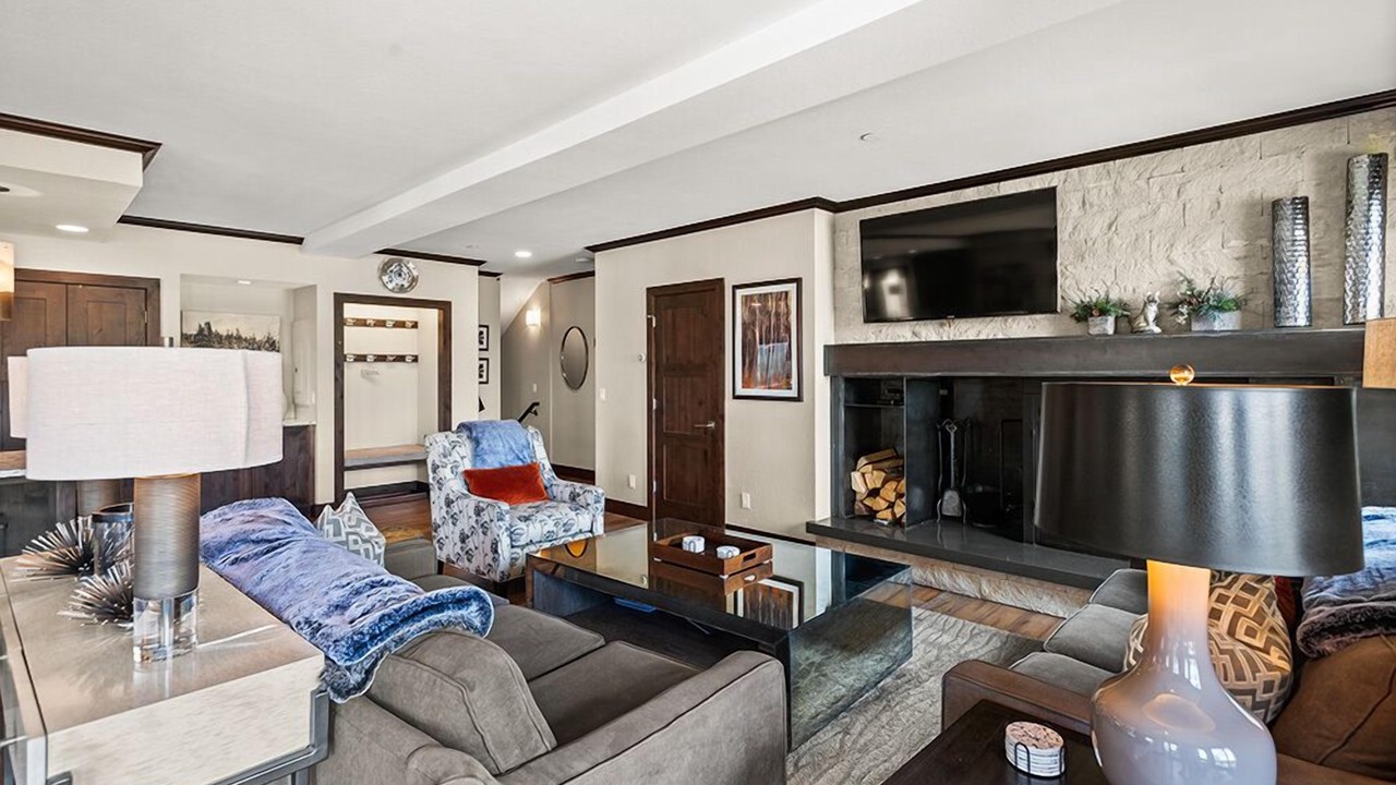 Photo of Livingroom in Snowmass Village
