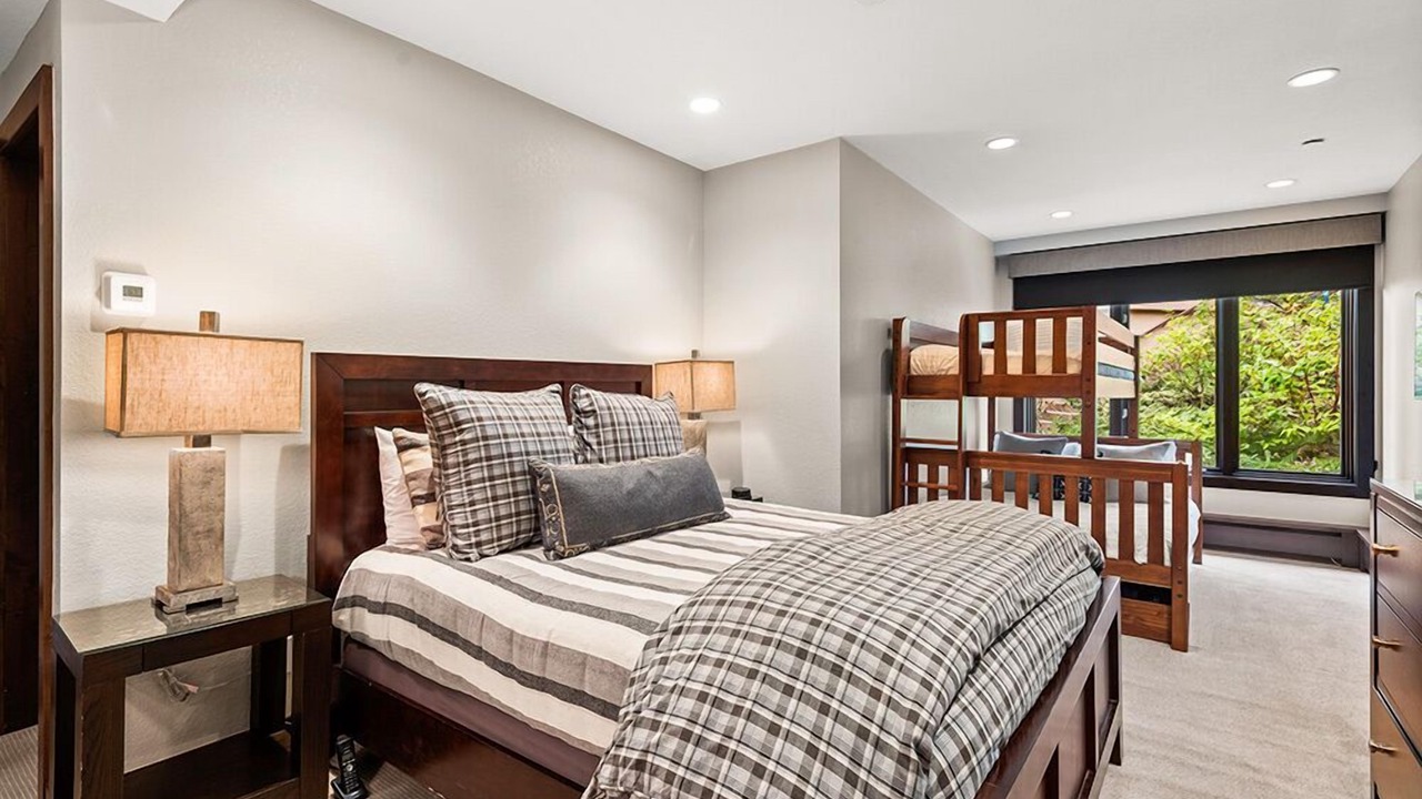 Photo of Bedroom in Snowmass Village