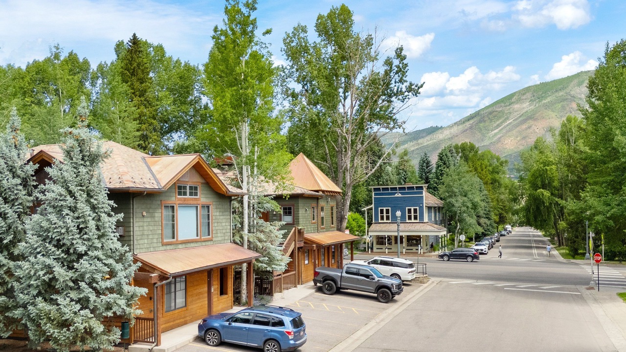 Photo of Outdoor in West End