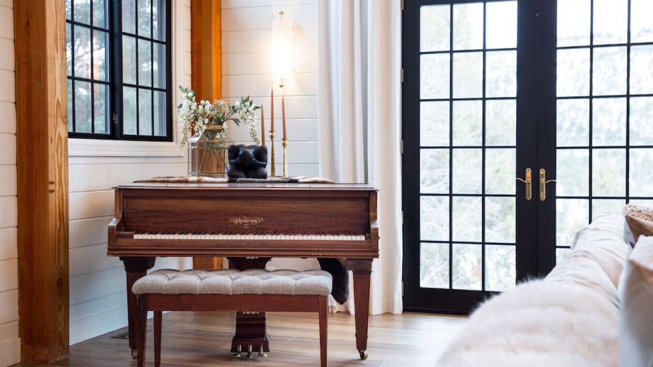Photo of Bedroom in Missouri Heights