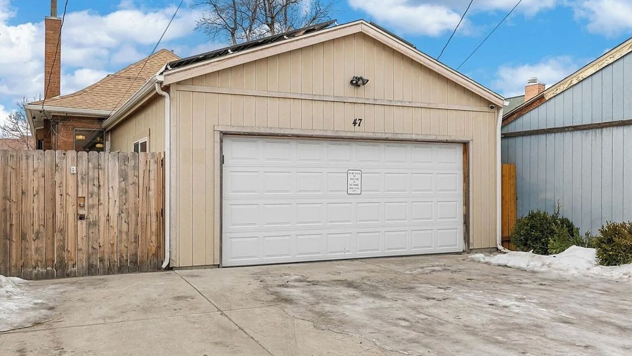 Photo of Outdoor in Baker