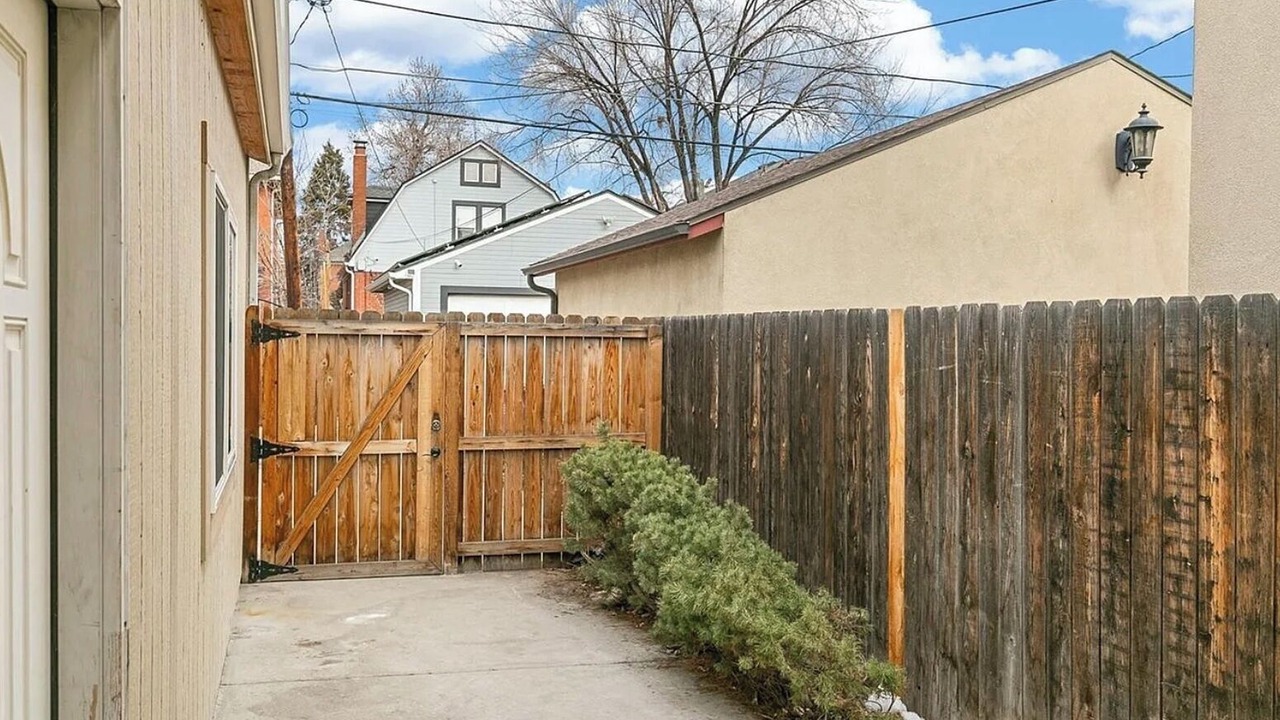 Photo of Outdoor in Baker