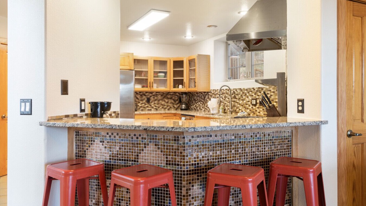 Photo of Kitchen in Skyway