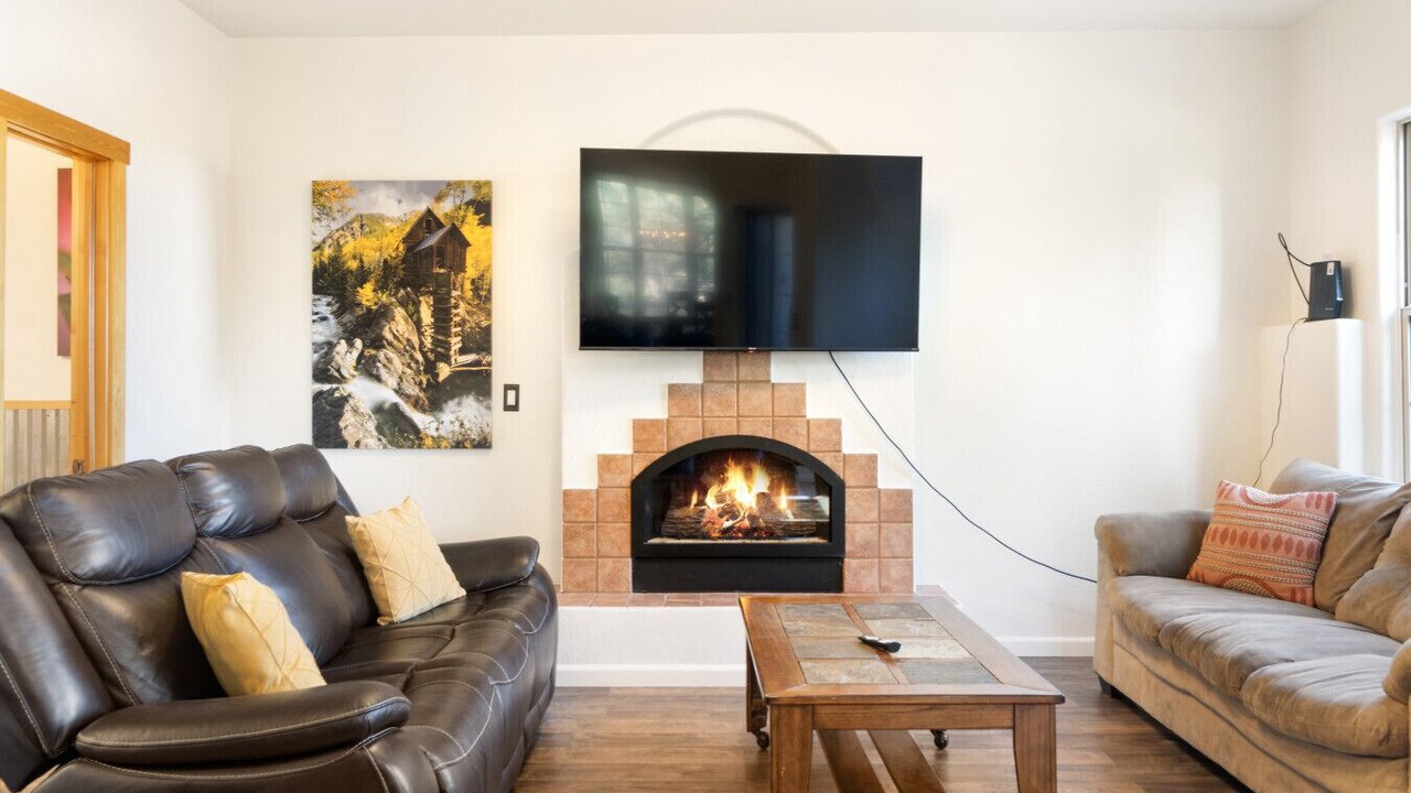 Photo of Livingroom in Skyway