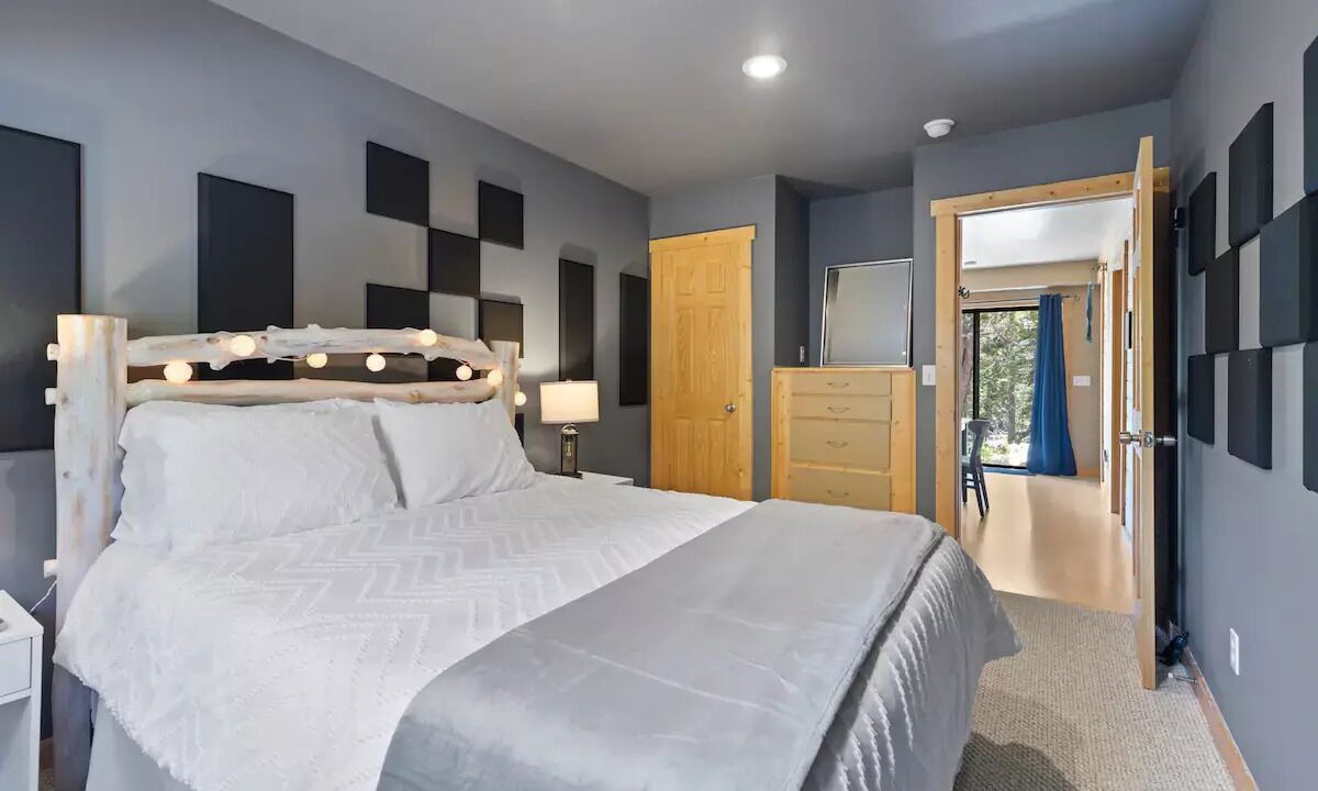 Photo of Bedroom in Alma