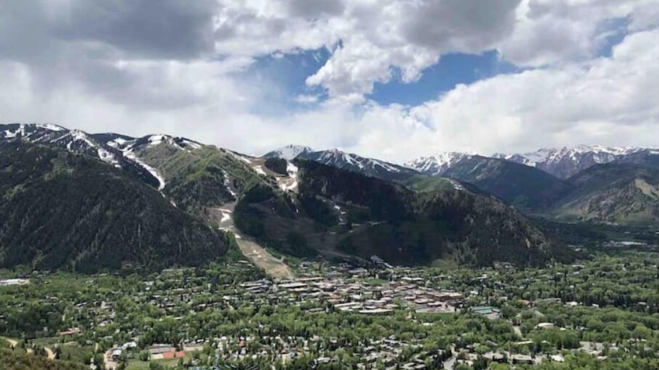 Photo of Others in Aspen