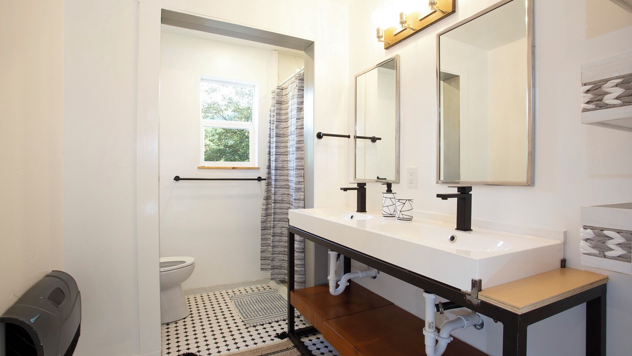 Photo of Bathroom in Glenwood Springs