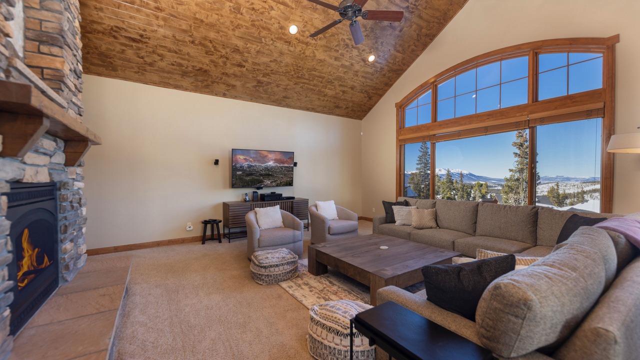 Photo of Livingroom in Woodmoor