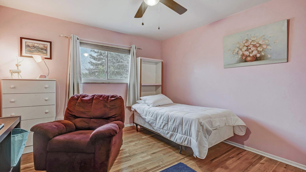 Photo of Bedroom in West Colorado Springs