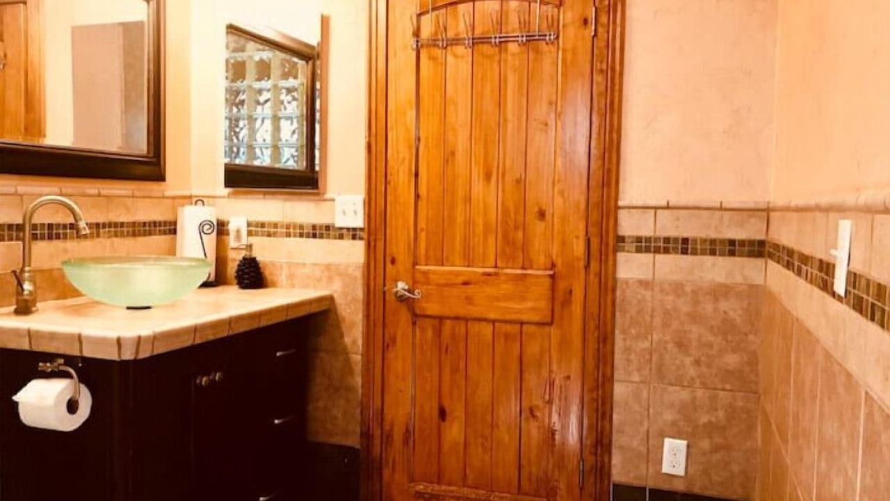 Photo of Bathroom in Crawford