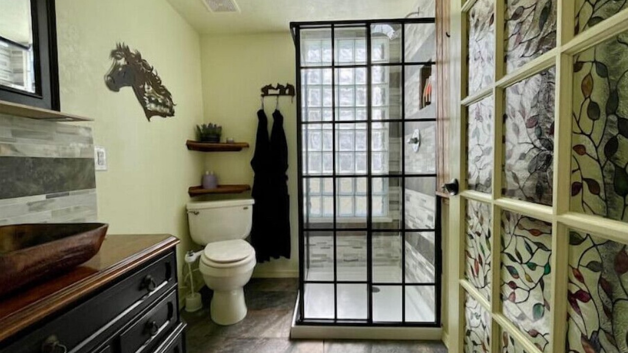 Photo of Bathroom in De Beque