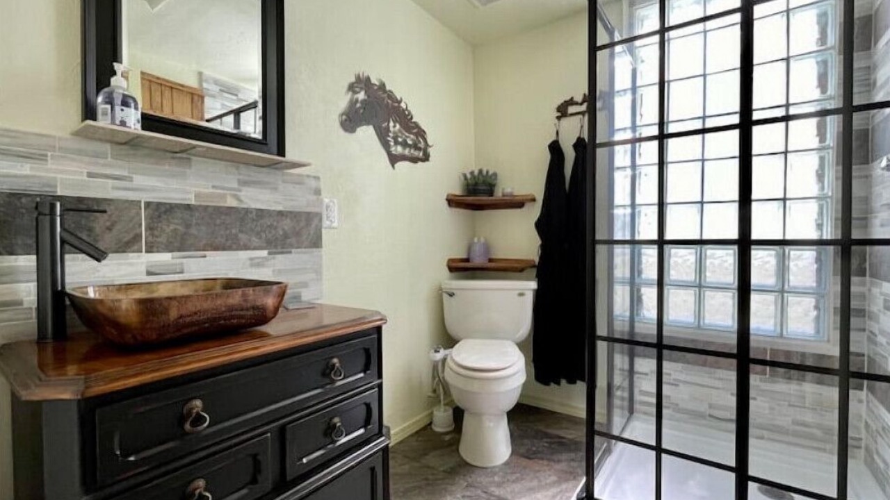 Photo of Bathroom in De Beque