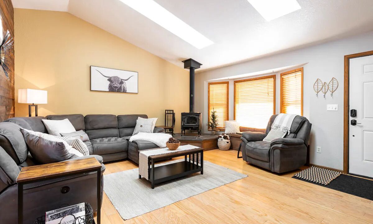 Photo of Bedroom in Black Hawk