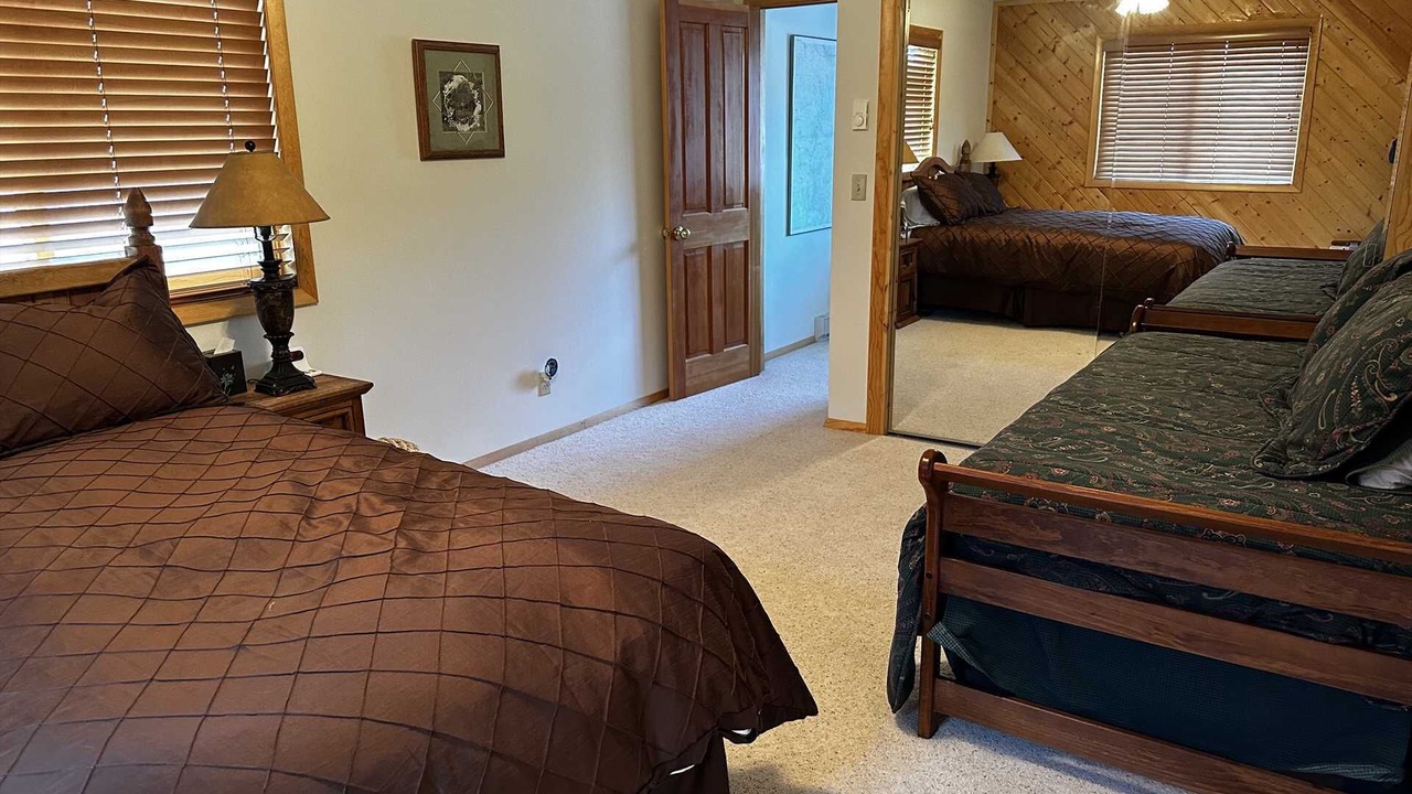 Photo of Bedroom in Lake City