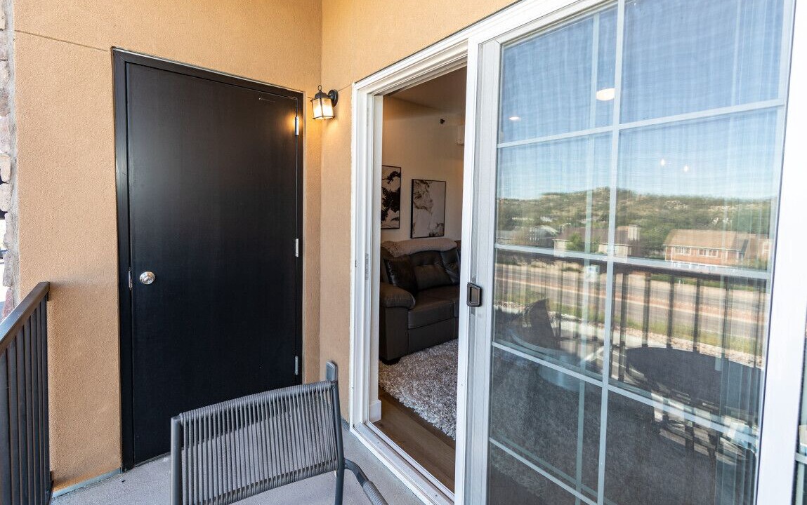 Photo of Patio Balcony in Mountain Shadows