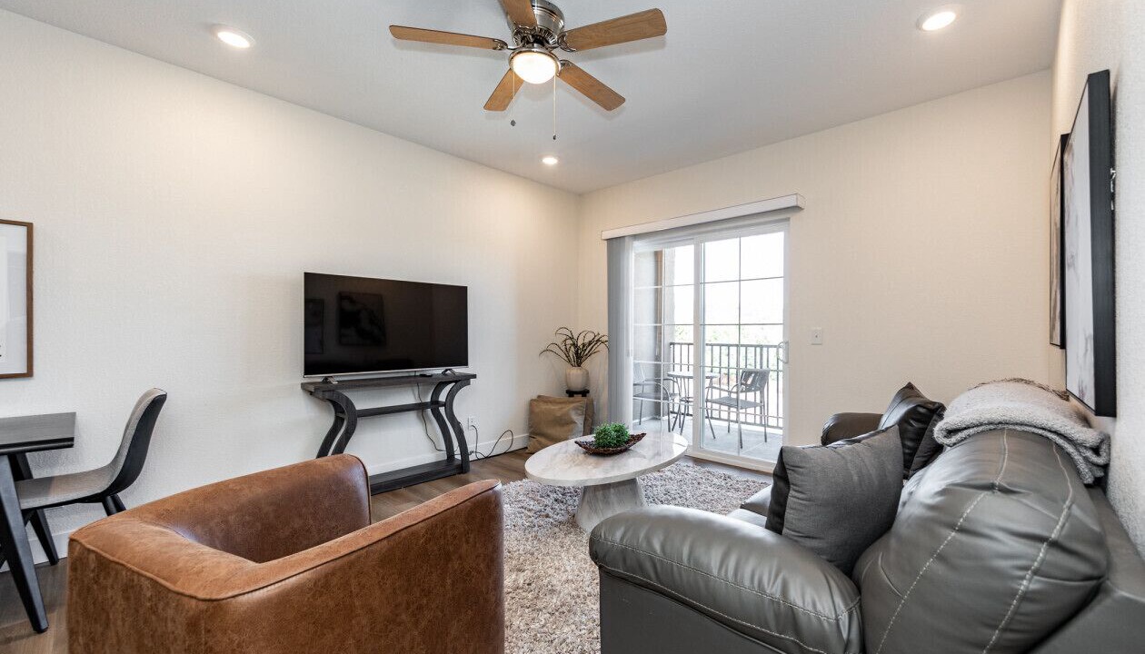 Photo of Livingroom in Mountain Shadows