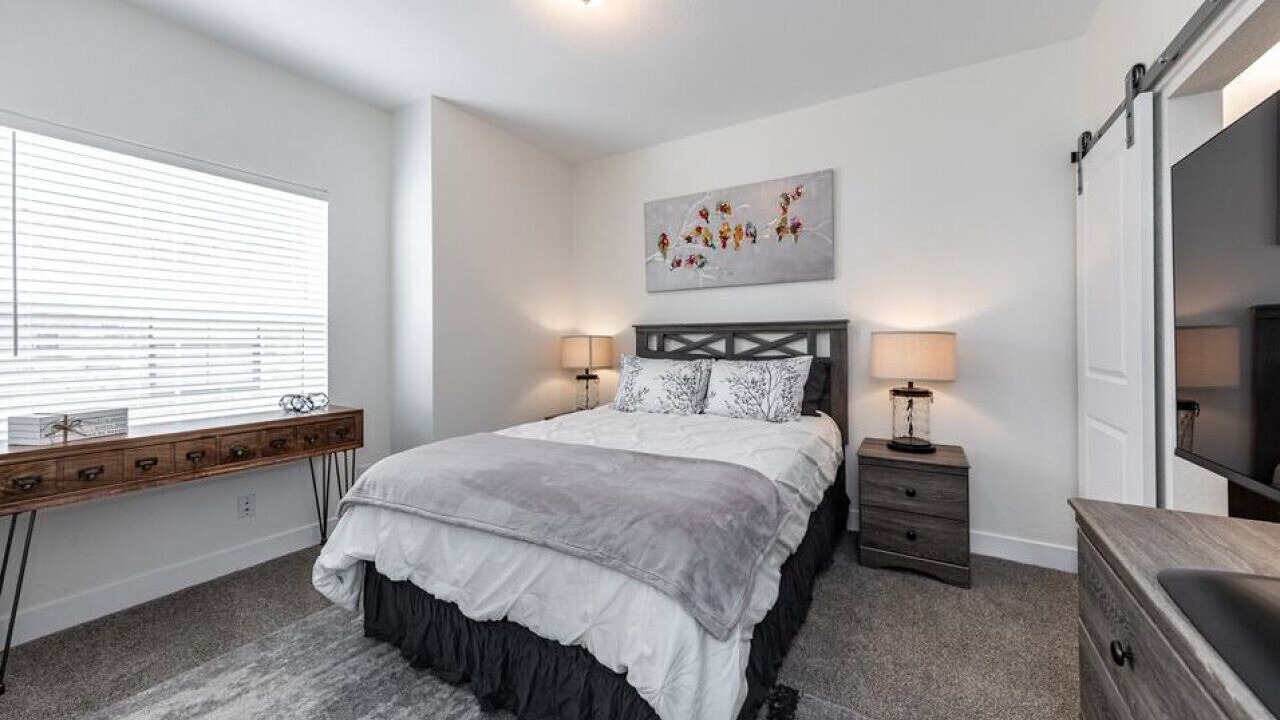 Photo of Bedroom in Mountain Shadows