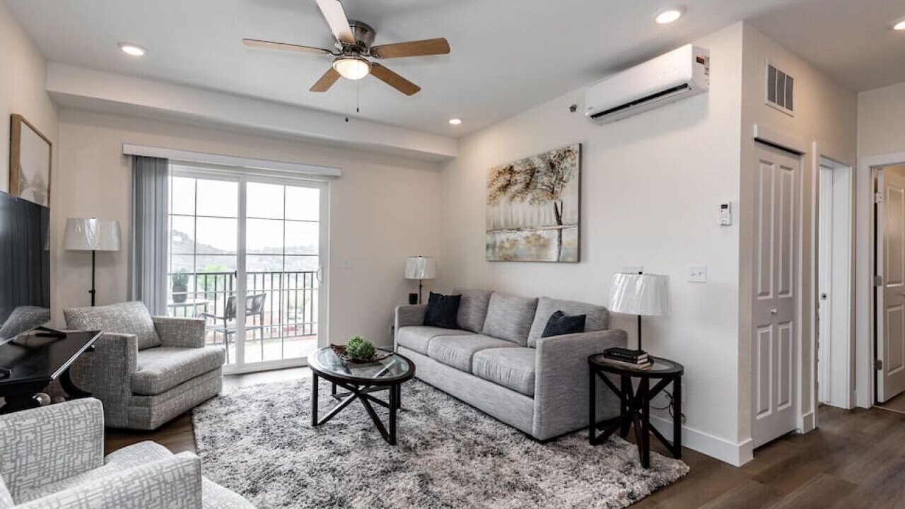 Photo of Livingroom in Mountain Shadows