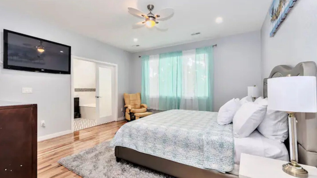 Photo of Bedroom in Aurora