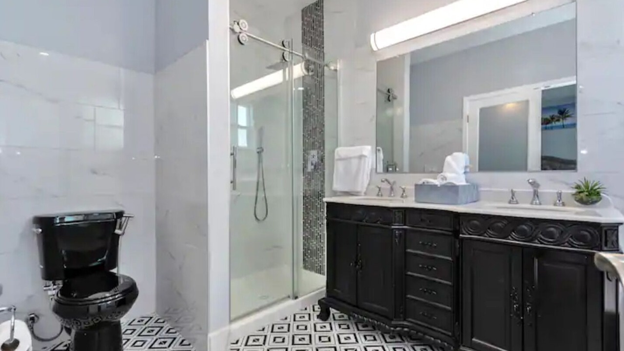 Photo of Bathroom in Aurora