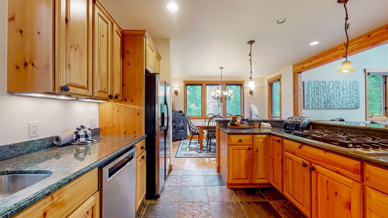 Photo of Kitchen in Crown