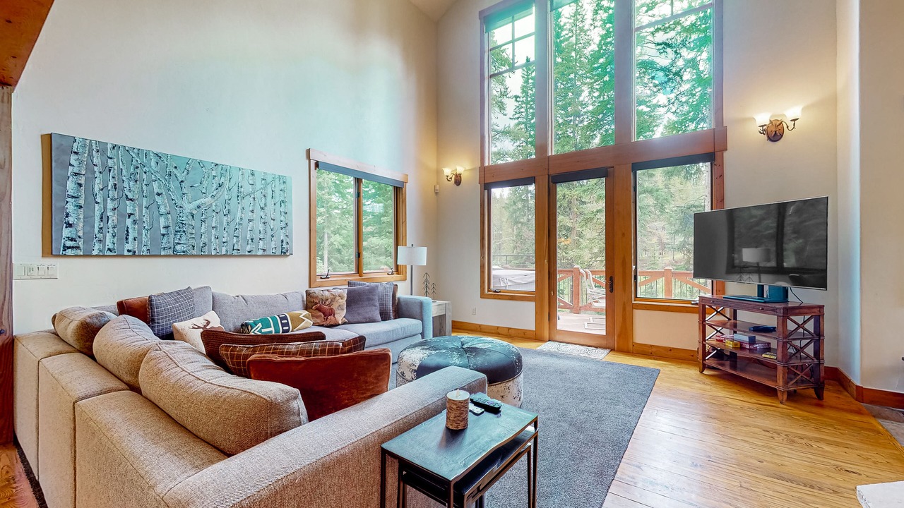 Photo of Livingroom in Crown