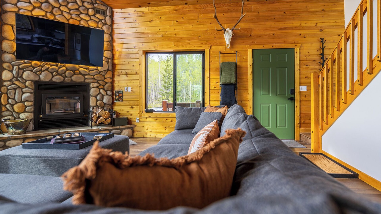 Photo of Bedroom in Michigan Hill
